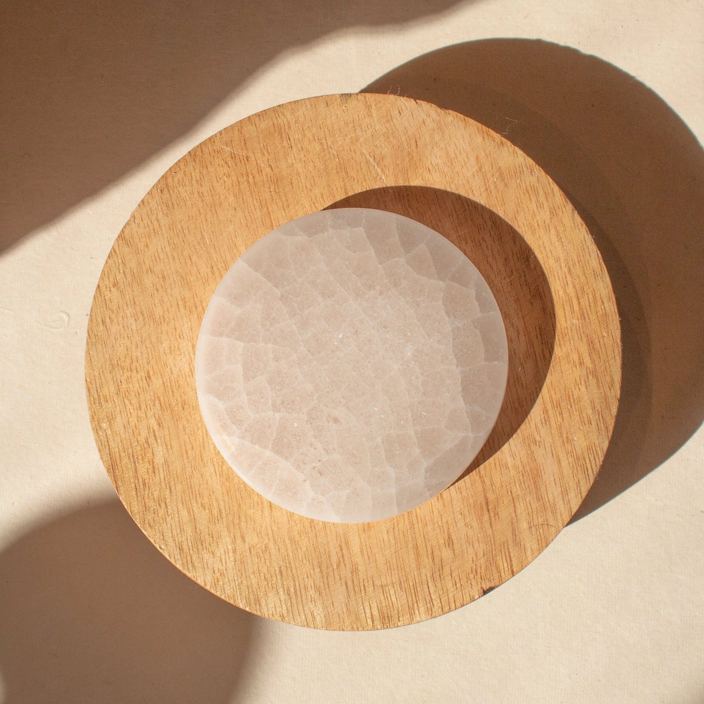 ANASCRYSTALCARE Decorative Plates Selenite Neutral Plate
