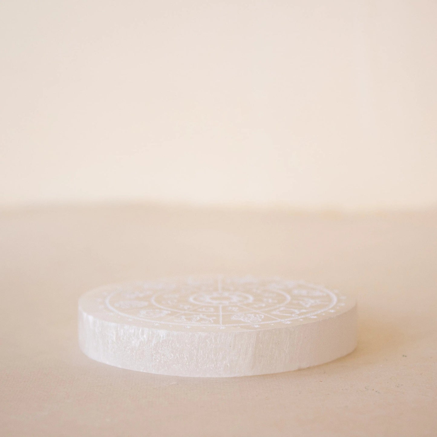 ANASCRYSTALCARE Decorative Plates Selenite Zodiac Plate
