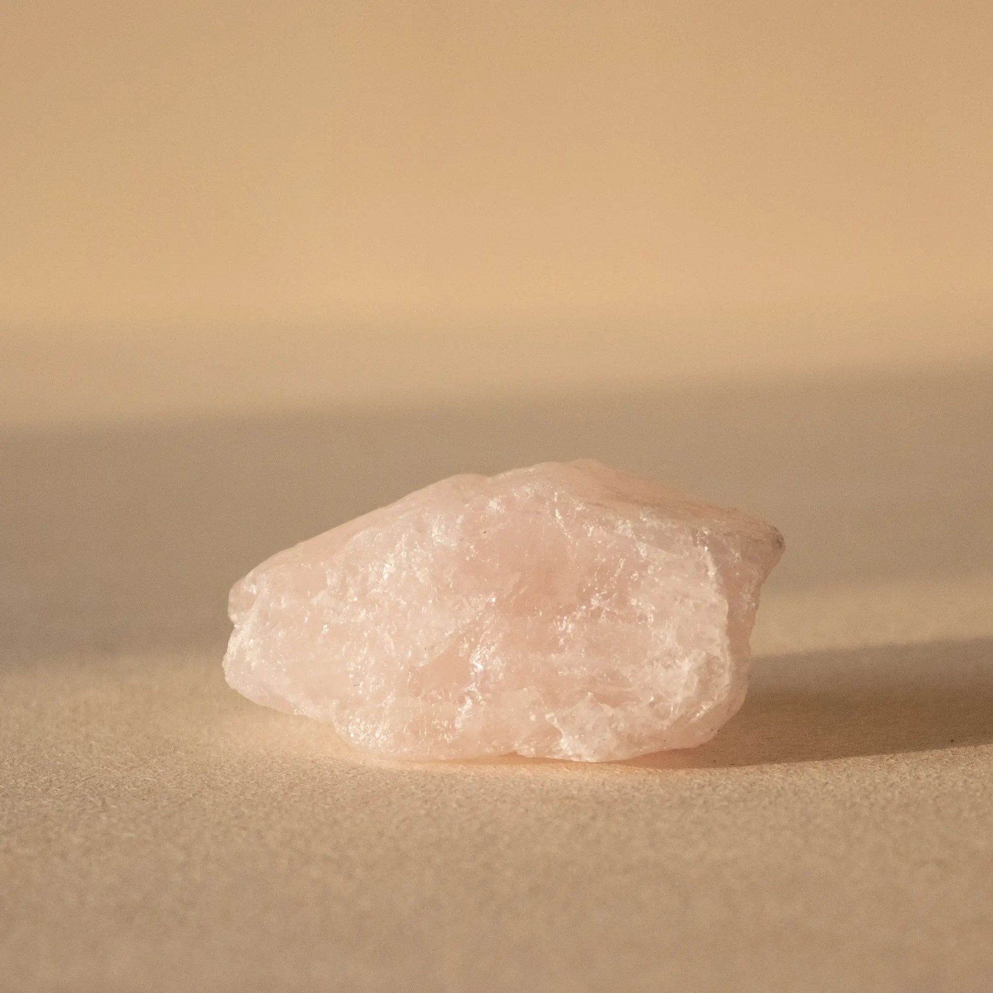 ANASCRYSTALCARE Raw Rose Quartz