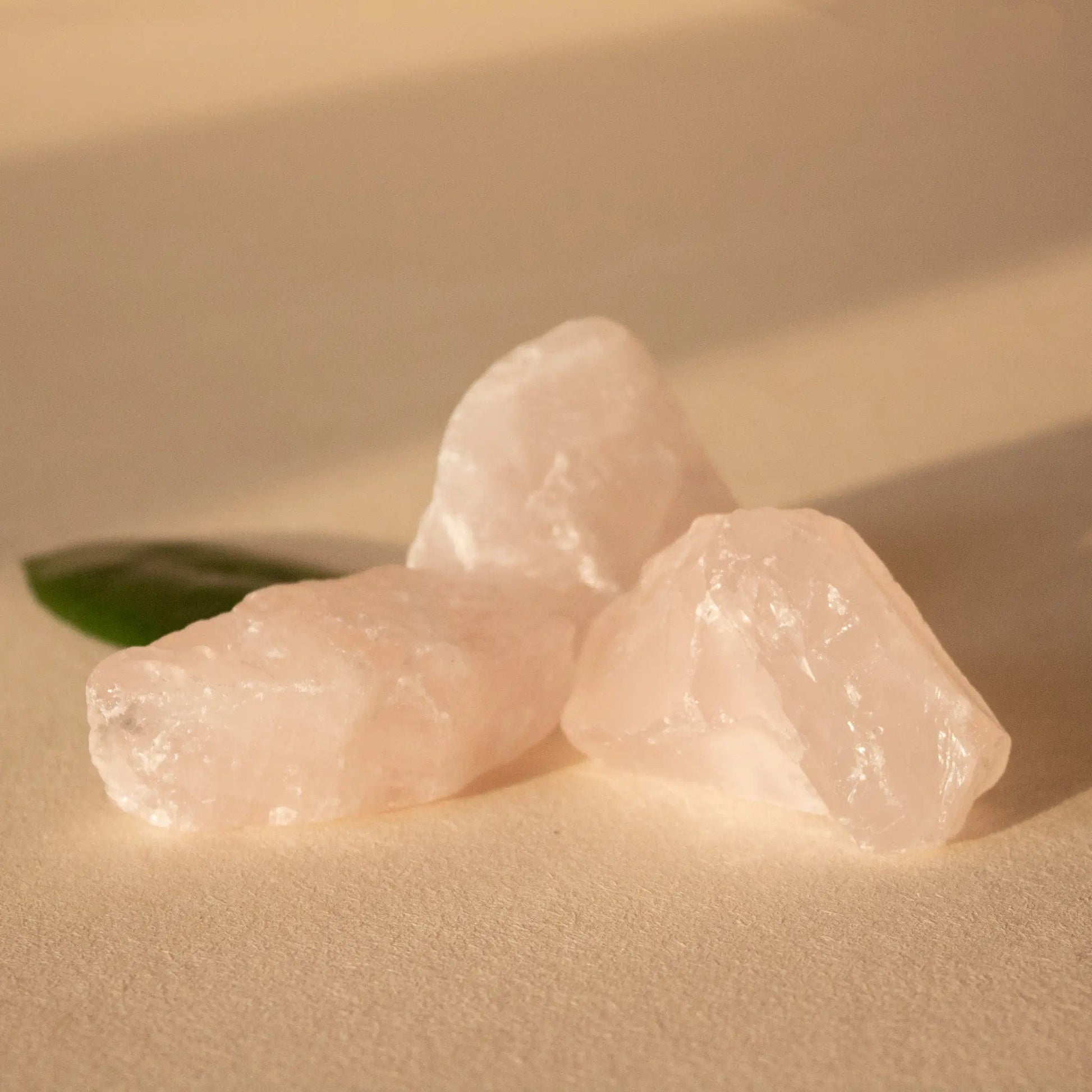 ANASCRYSTALCARE Raw Rose Quartz