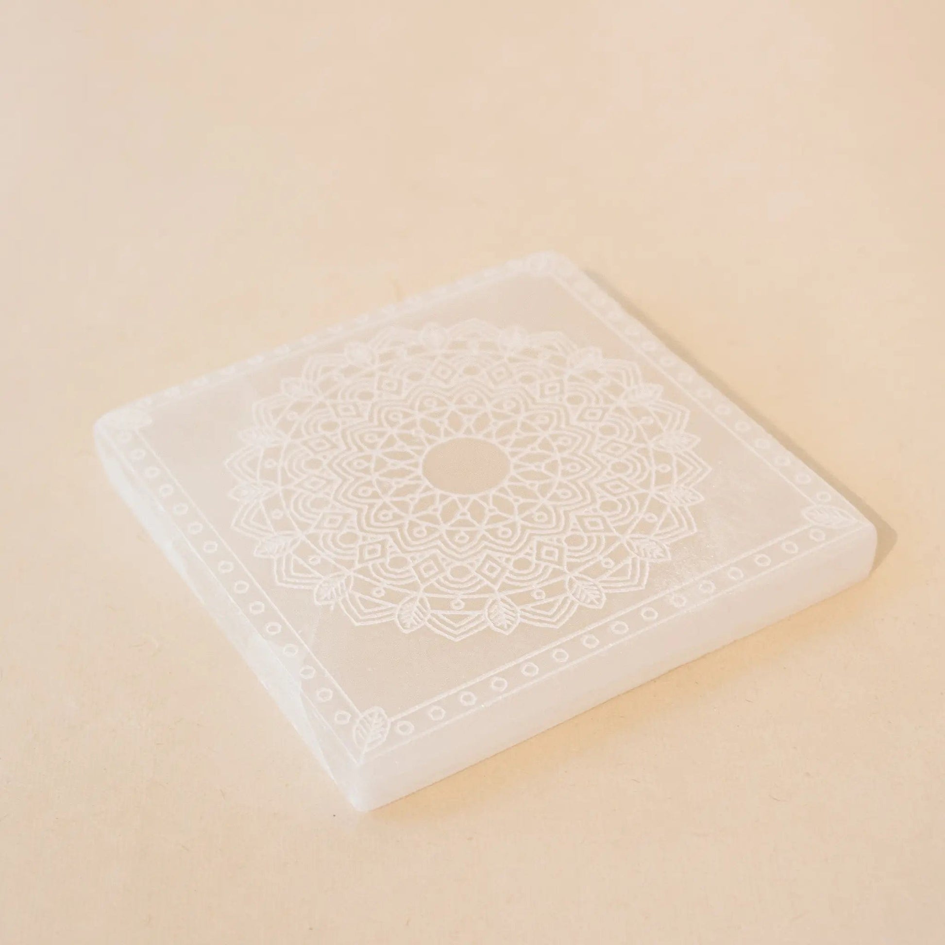 ANASCRYSTALCARE Selenite Charging Plate Mandala