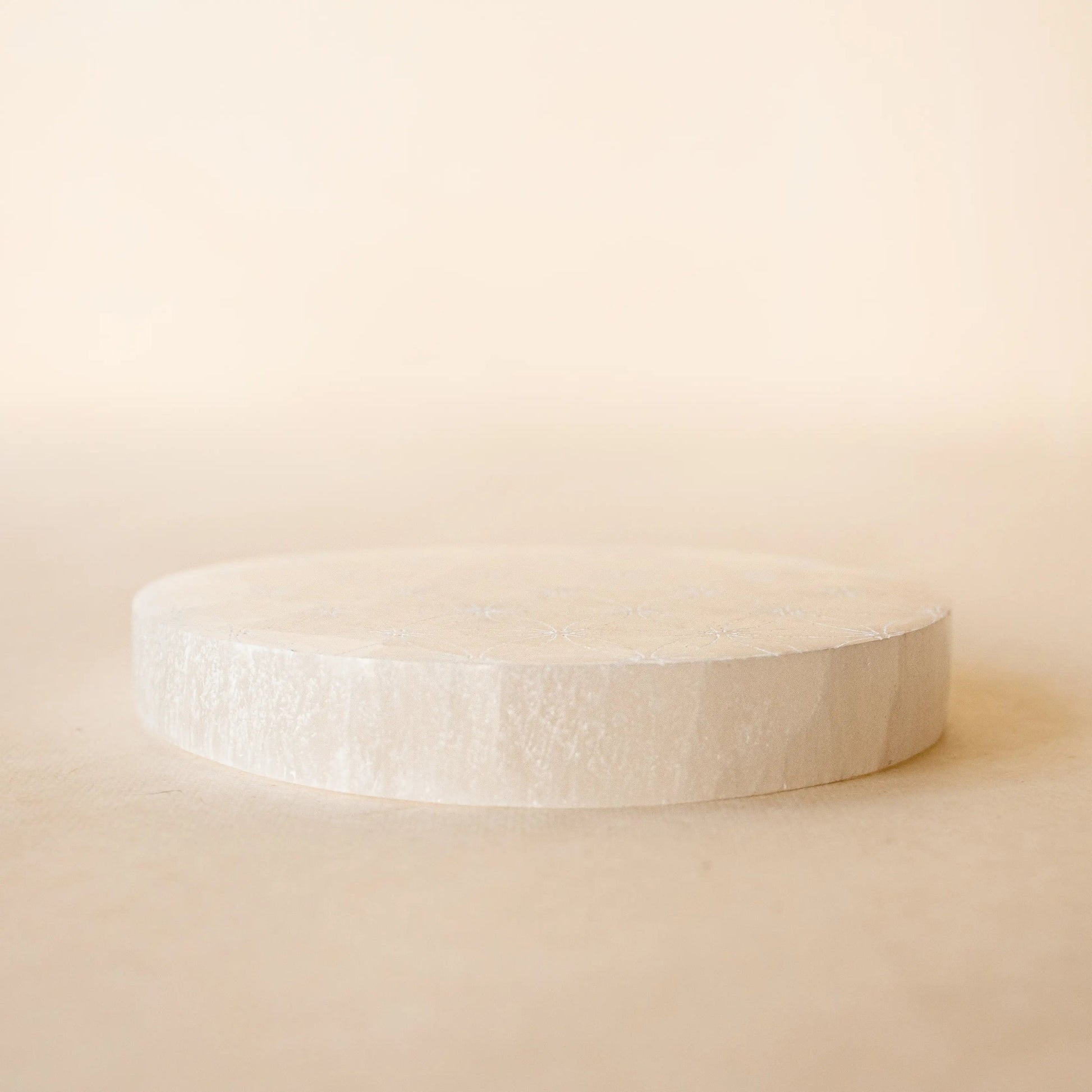 ANASCRYSTALCARE Selenite Flower of Life Plate
