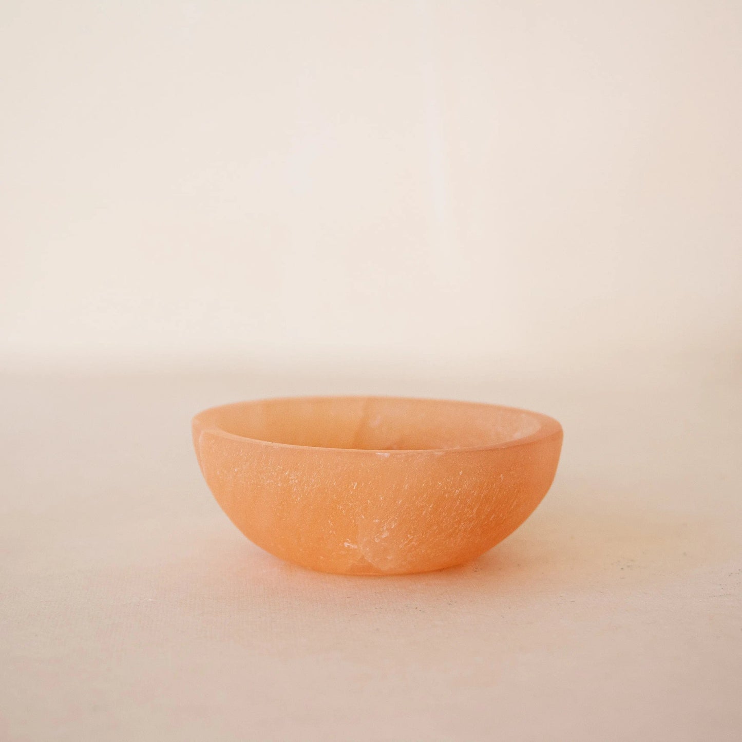 ANASCRYSTALCARE Selenite Pink Bowl