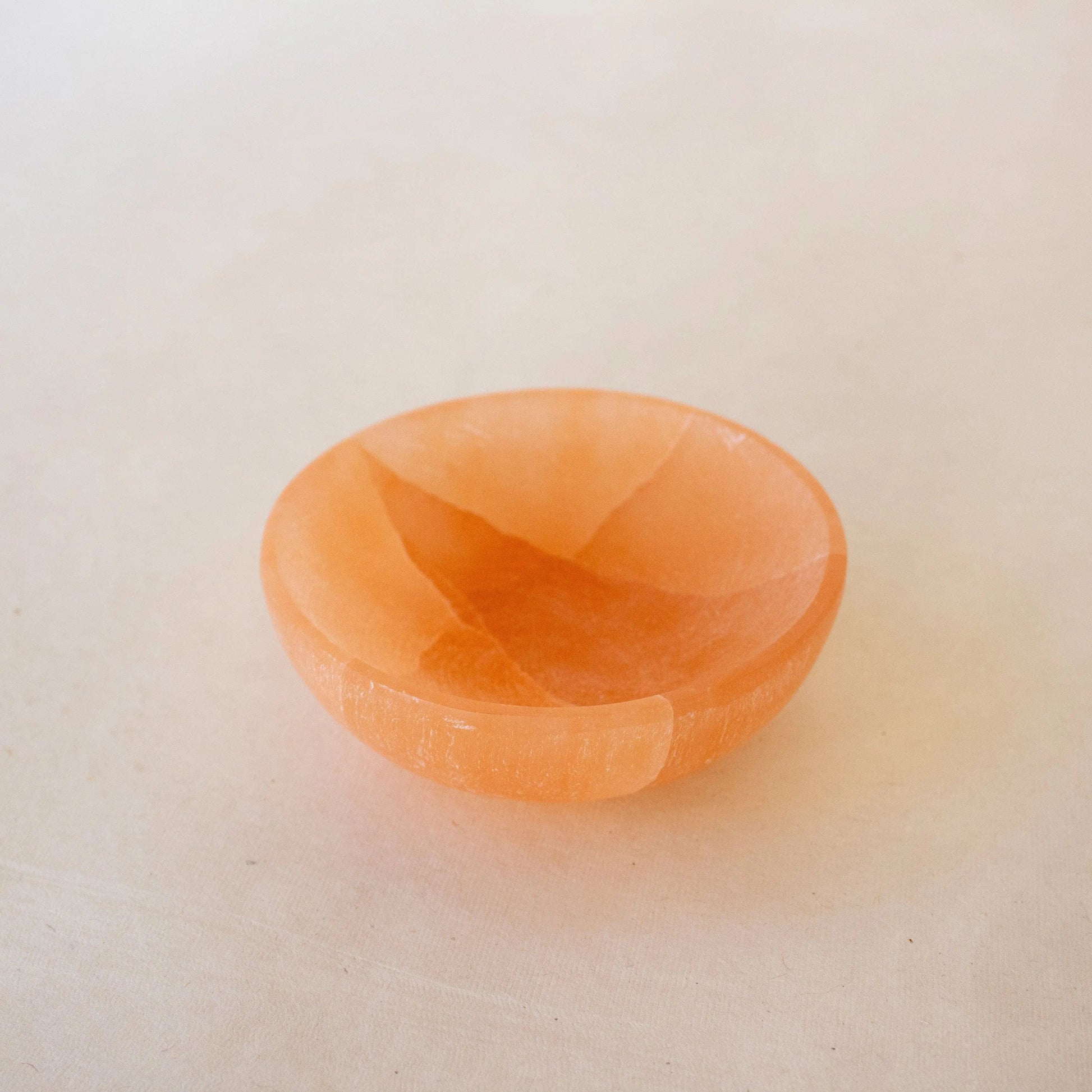 ANASCRYSTALCARE Selenite Pink Bowl