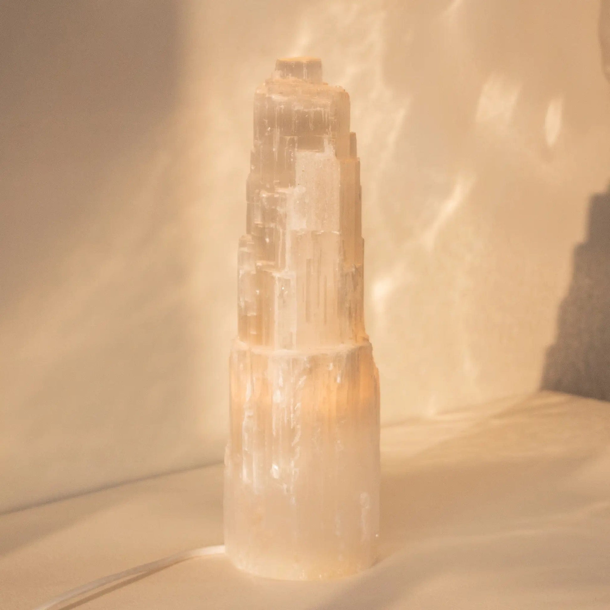 ANASCRYSTALCARE Selenite Tower Lamp
